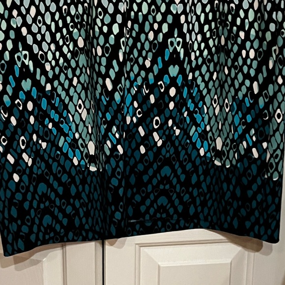 Connected Apparel Sleeveless Dress - Picture 6 of 9